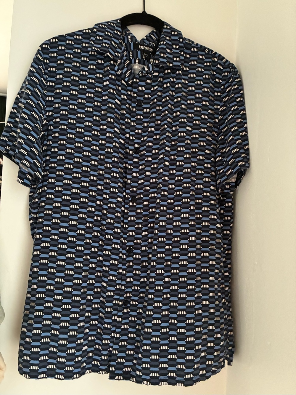 Express Men's Short-Sleeve Blue Geometric Button-Down Shirt / Camp Shirt